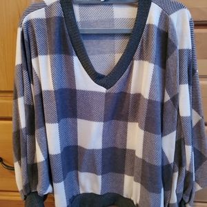 White Birch Top Size Medium NWOT